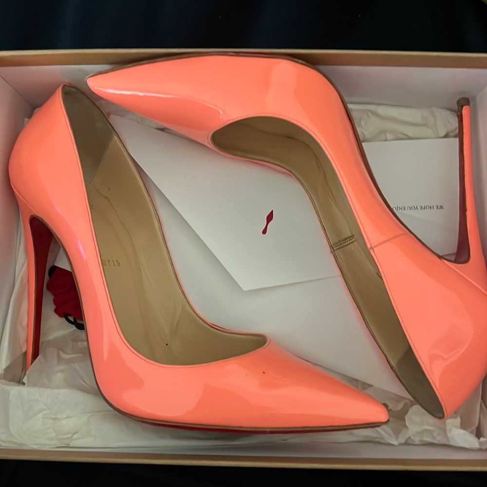Coral So Kate’s Christian Louboutin